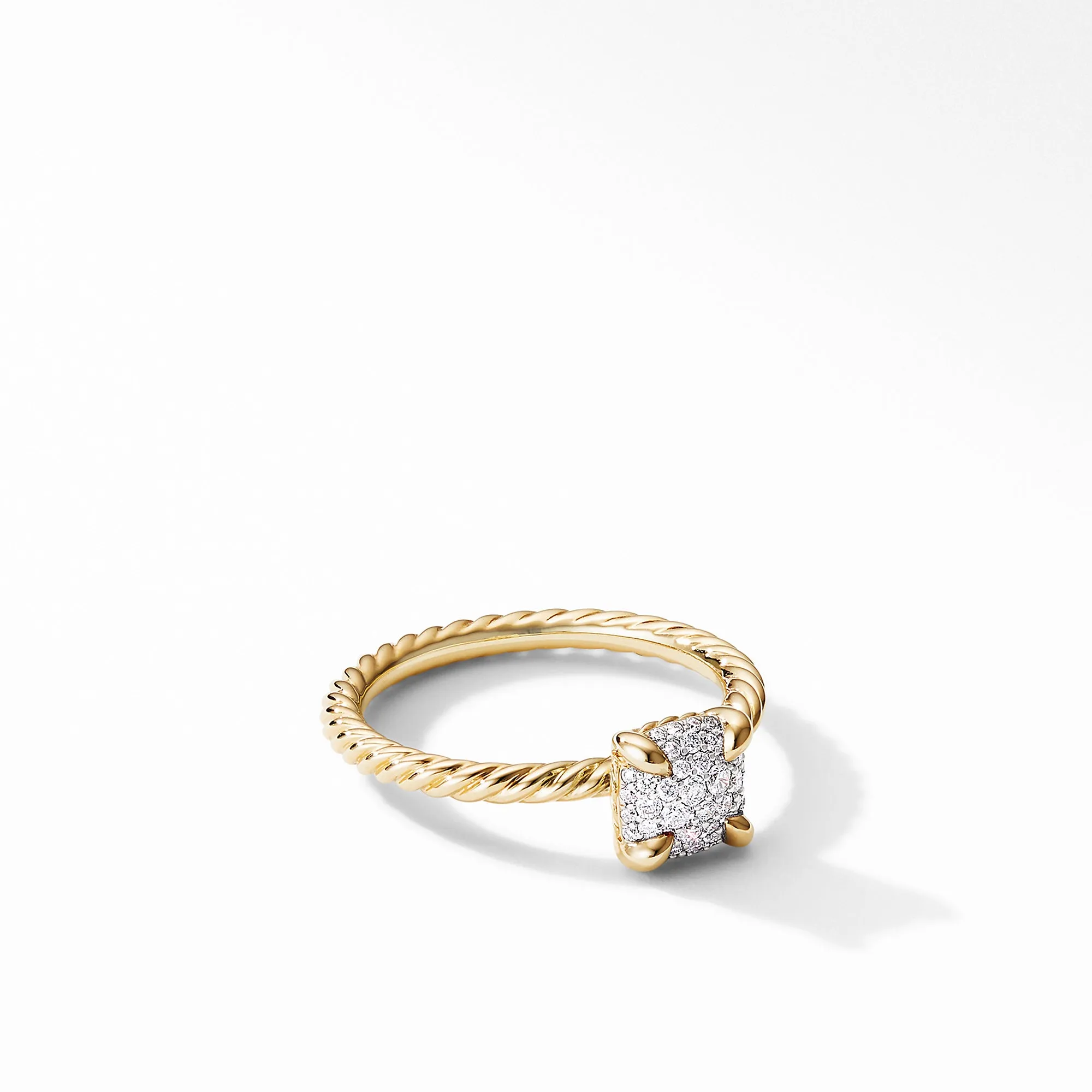 Châtelaine® Ring in 18K Yellow Gold with Full Pavé Diamonds, Size 5