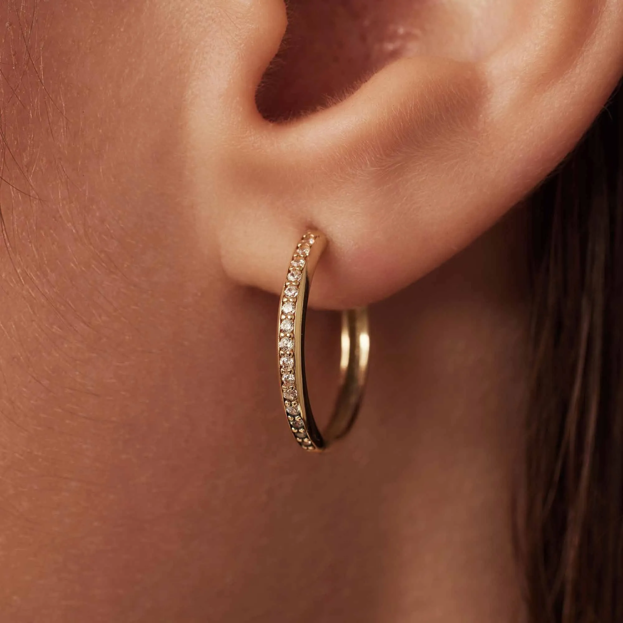 Le Marais Merle 14 karat gold hoop earrings with zirconia (15.5 mm)